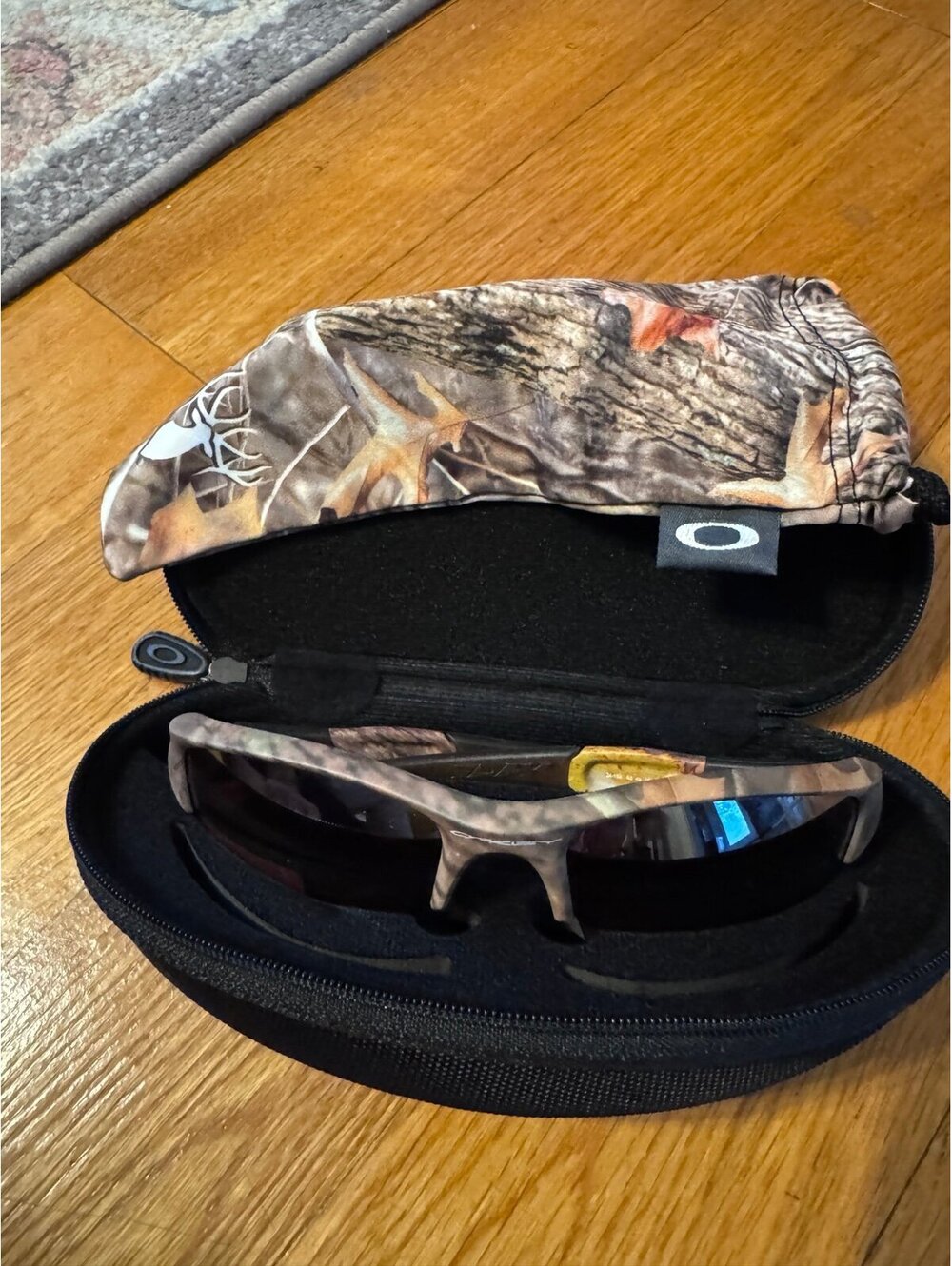 Oakley camo sunglasses - new in case